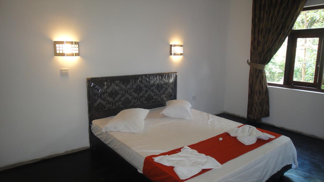 The Kingston Hotel Кирибатгода Екстериор снимка