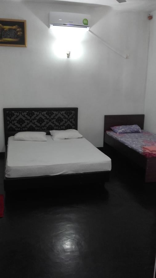 The Kingston Hotel Кирибатгода Екстериор снимка