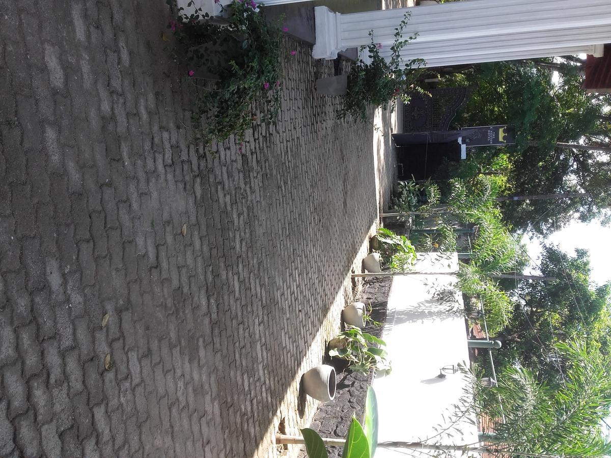 The Kingston Hotel Кирибатгода Екстериор снимка